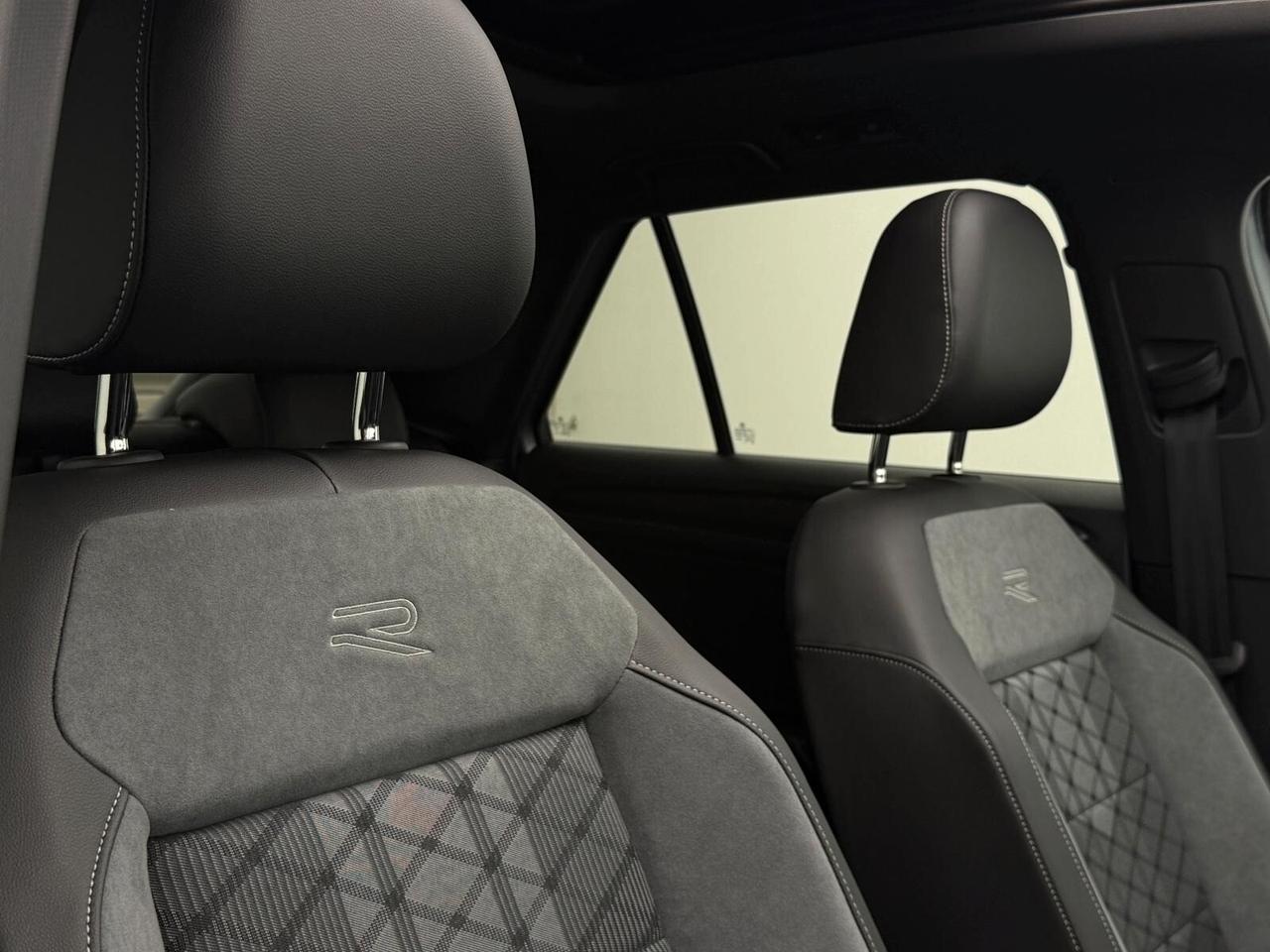 Volkswagen T-Roc 1.5 TSI ACT DSG R-Line