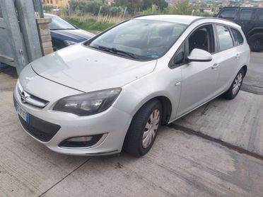 Opel Astra 1.7 CDTI 110CV Sports Tourer Cosmo