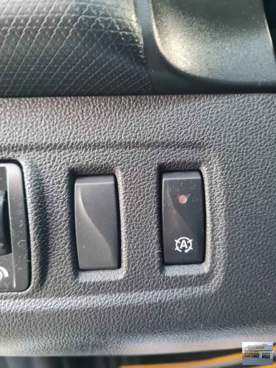 RENAULT Clio Van Benzina/Gpl-Anno 2018