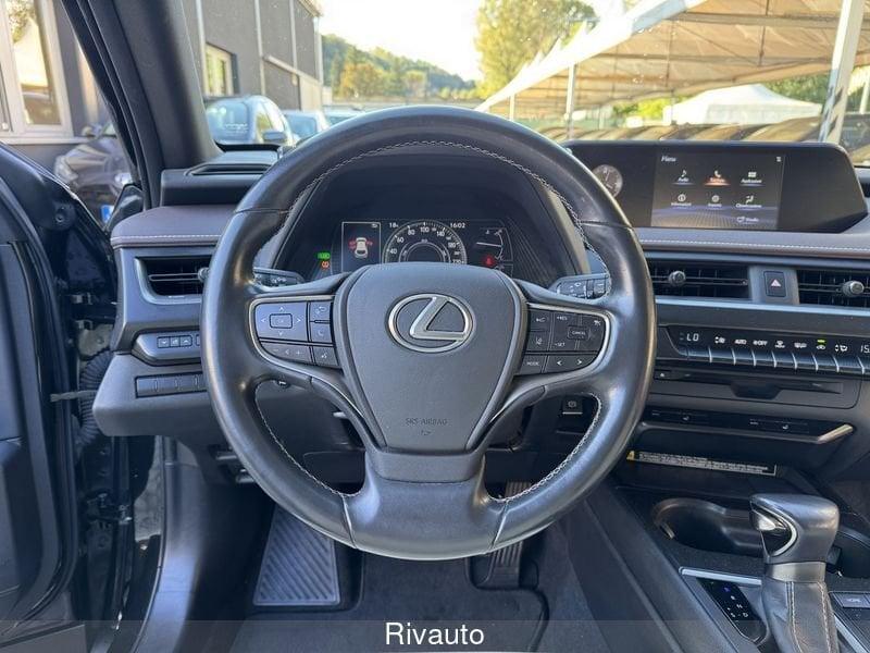 Lexus UX Hybrid 4WD Premium