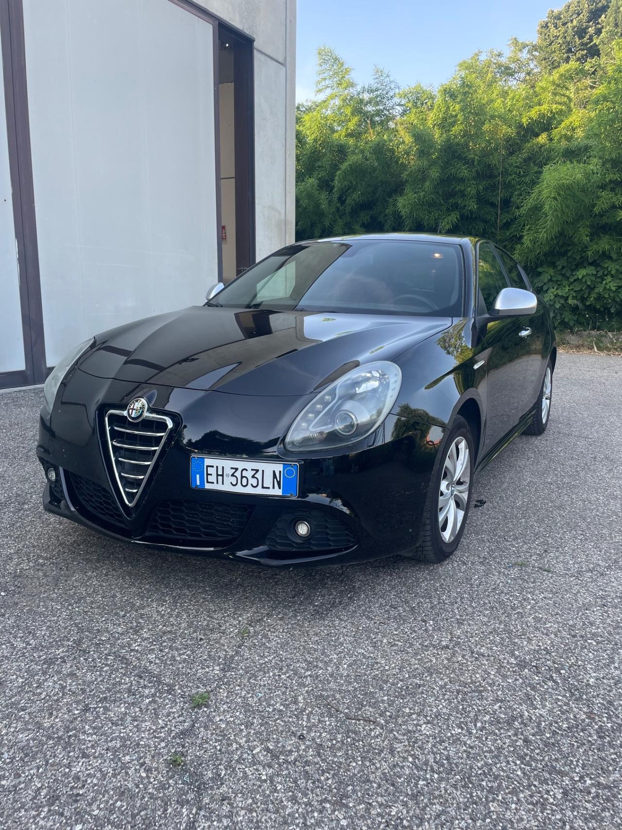 Alfa Romeo Giulietta 2.0 JTDm-2 140 CV Distinctive
