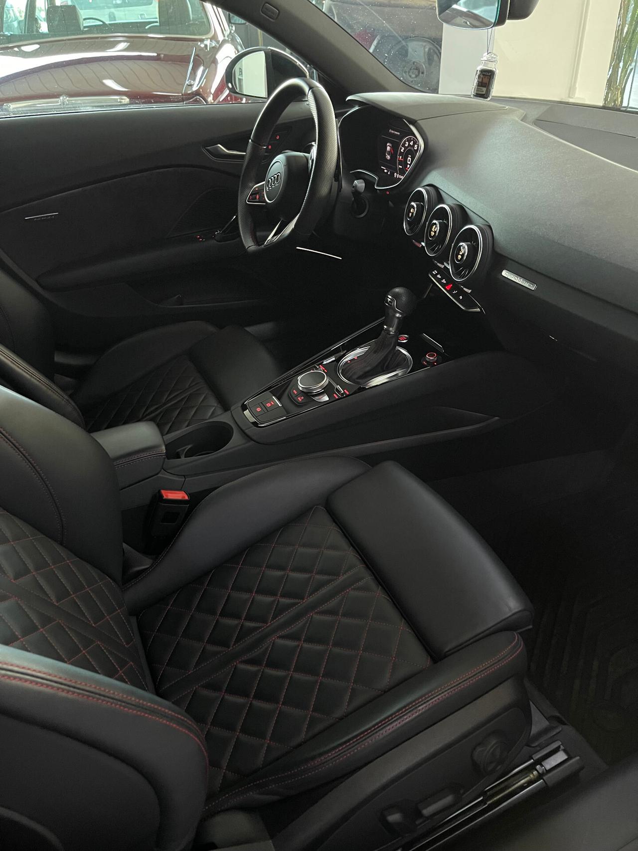 Audi TT Coupé 45 TFSI quattro S tronic 99 ESEMPLARI QUANTUM GRAY EDITION