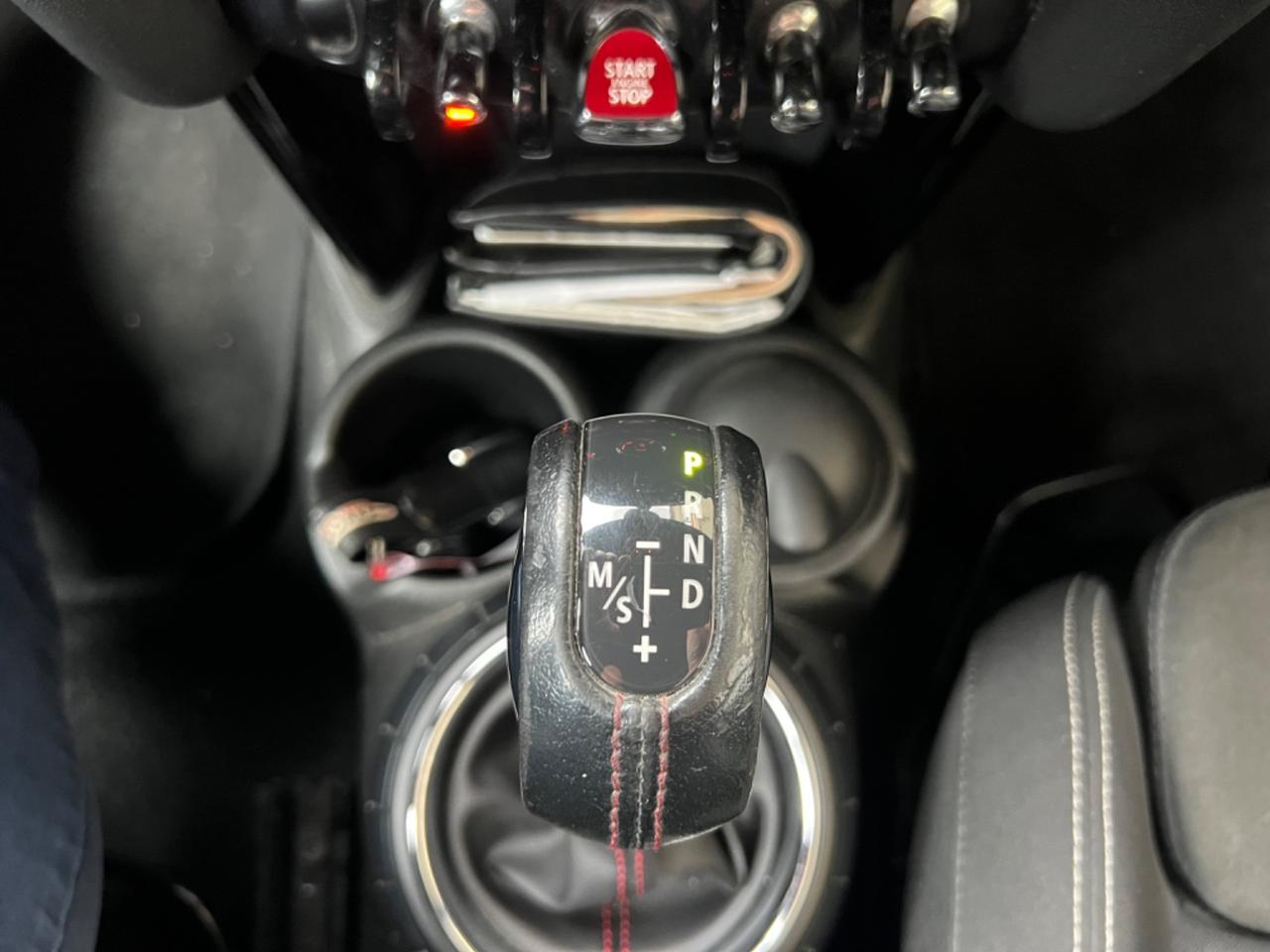 Mini John Cooper Works challenge edition