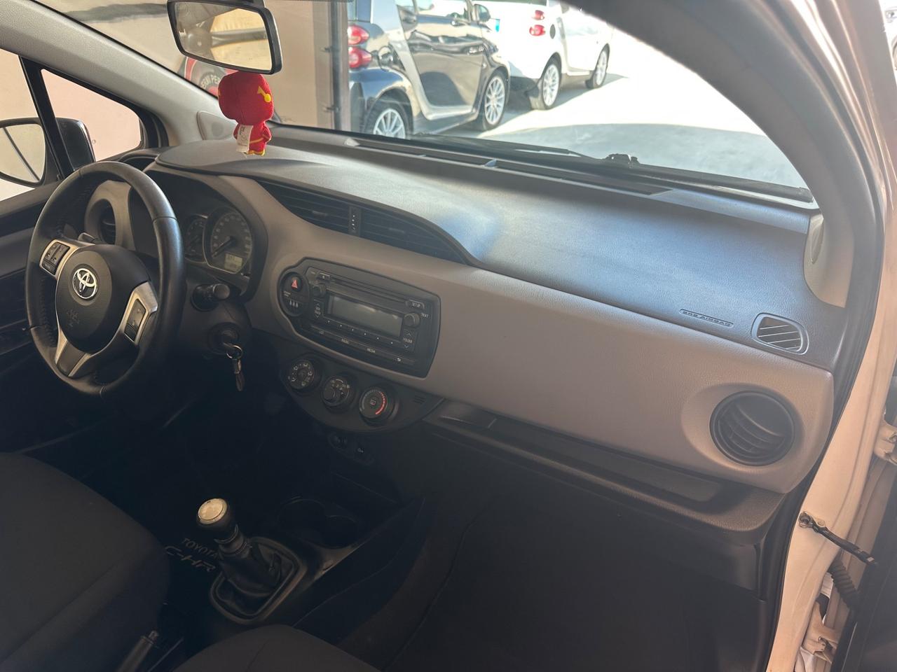Toyota Yaris 1.4 D-4D 5 porte Lounge