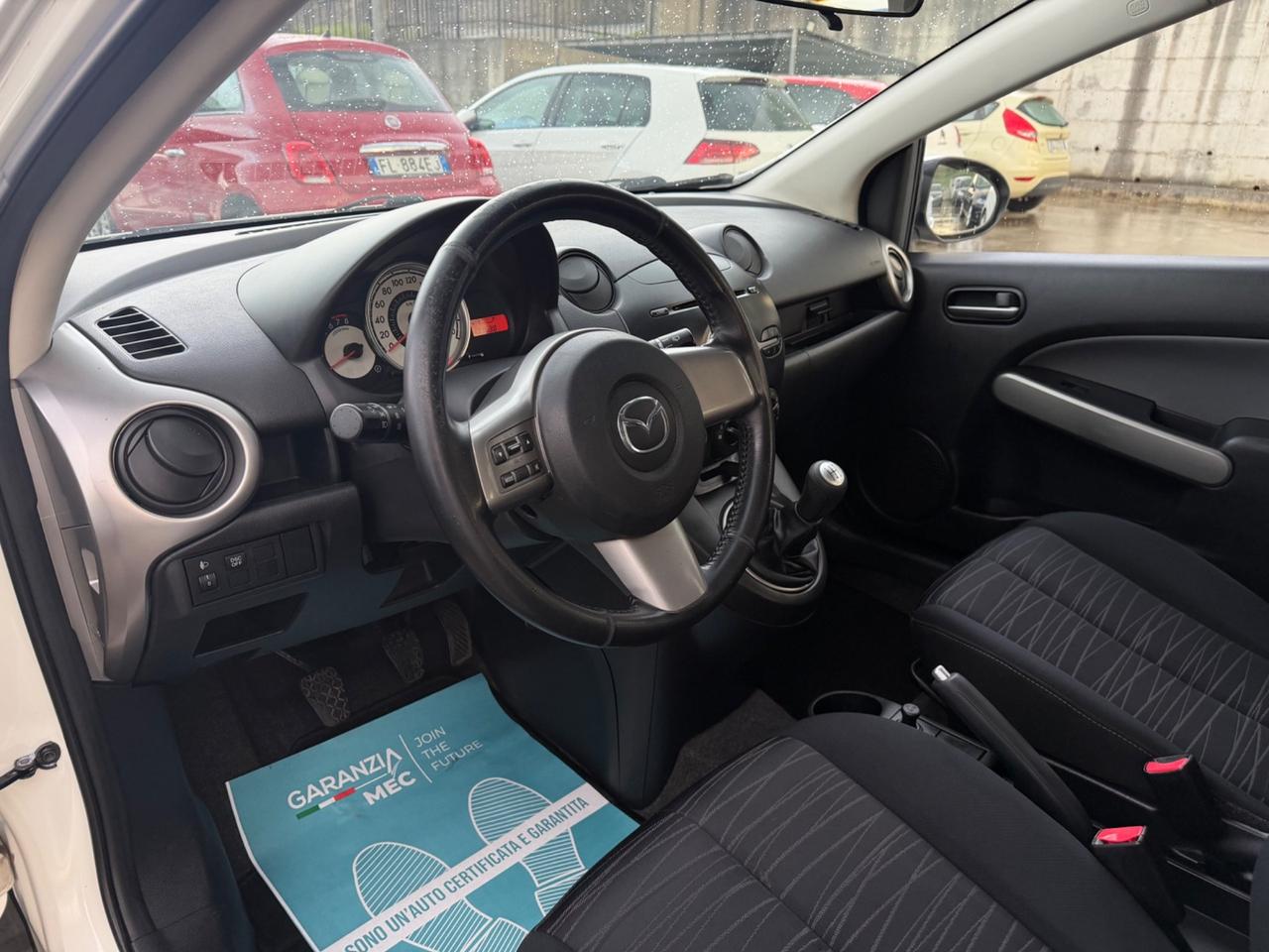 Mazda 2 1.3 86CV Play / 101.000KM