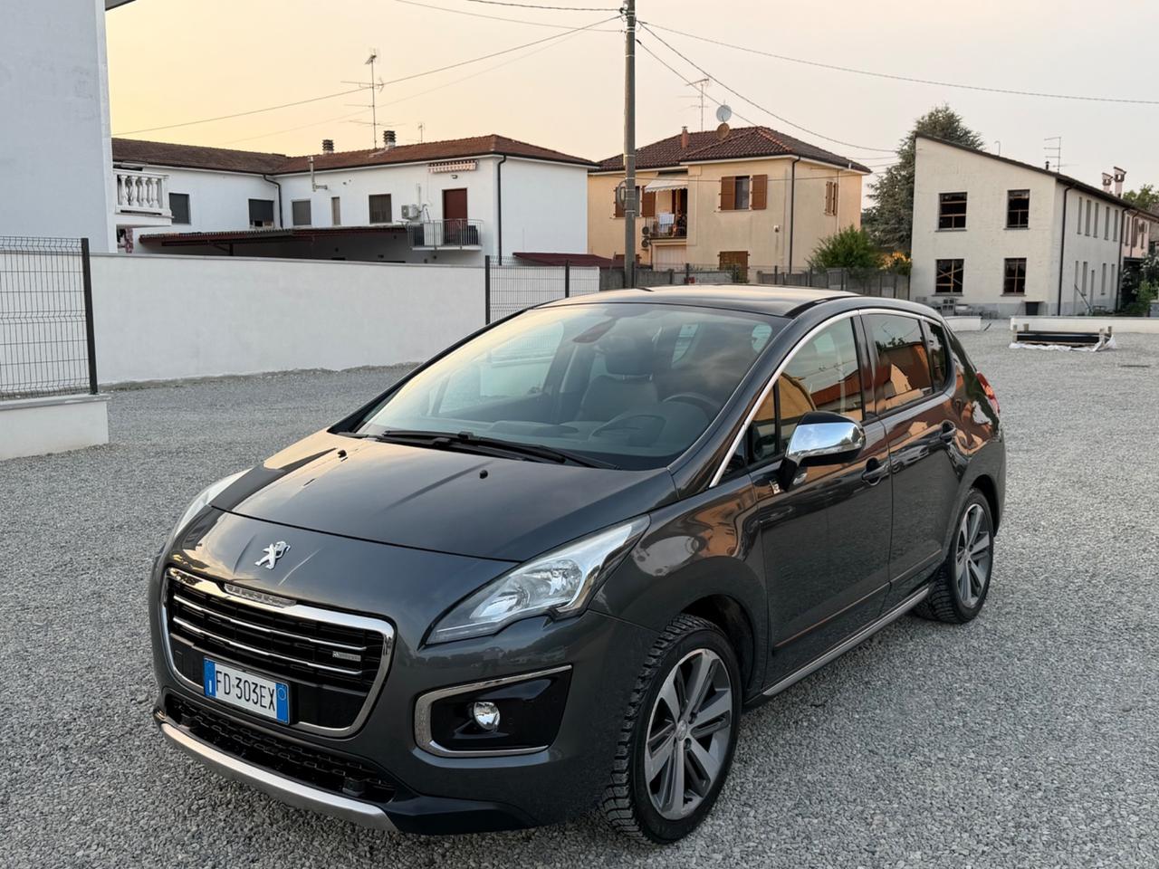 Peugeot 3008 2.0 HDi Diesel+HYbrid4