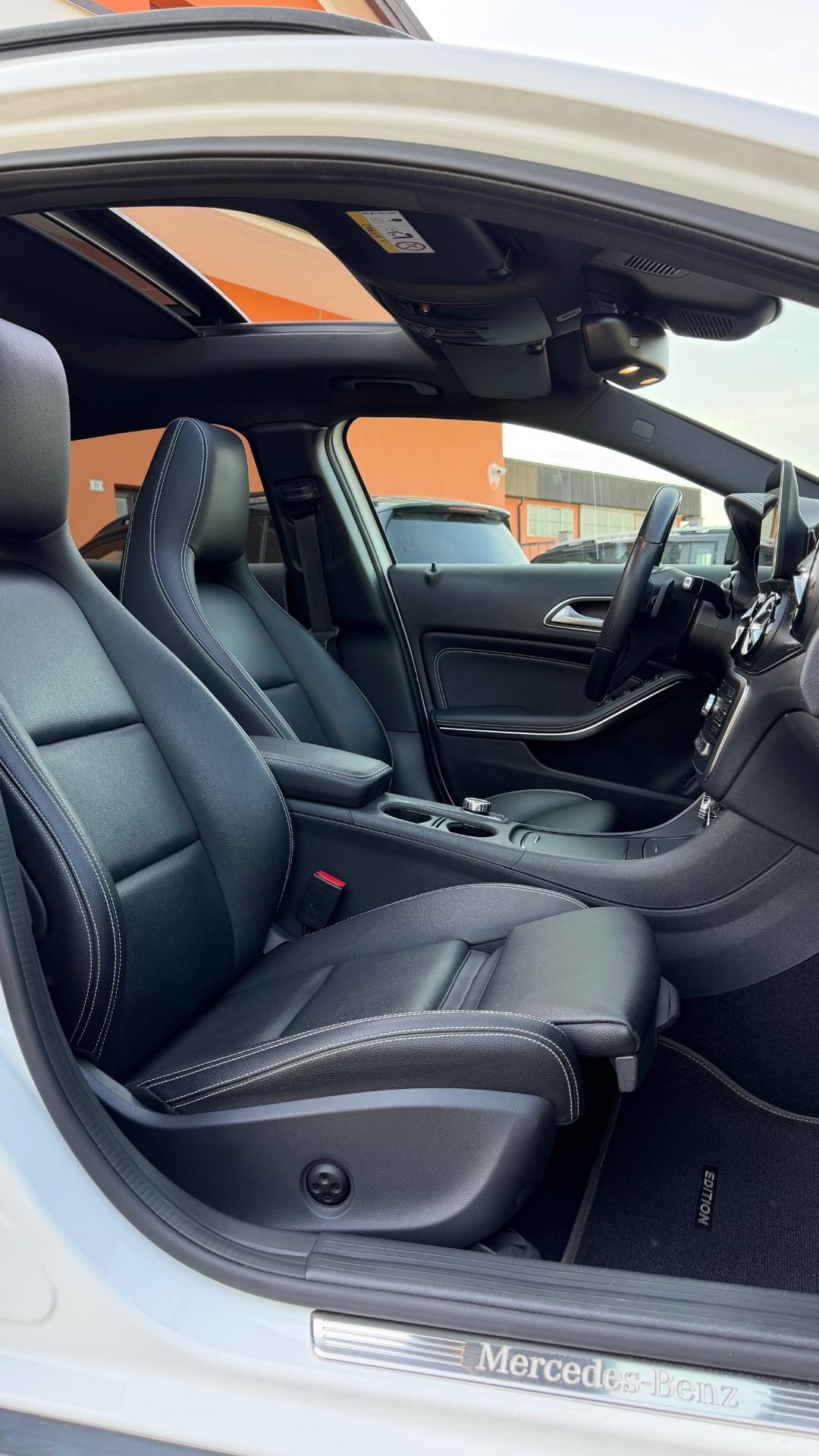 Mercedes-benz GLA 200 Premium night edition