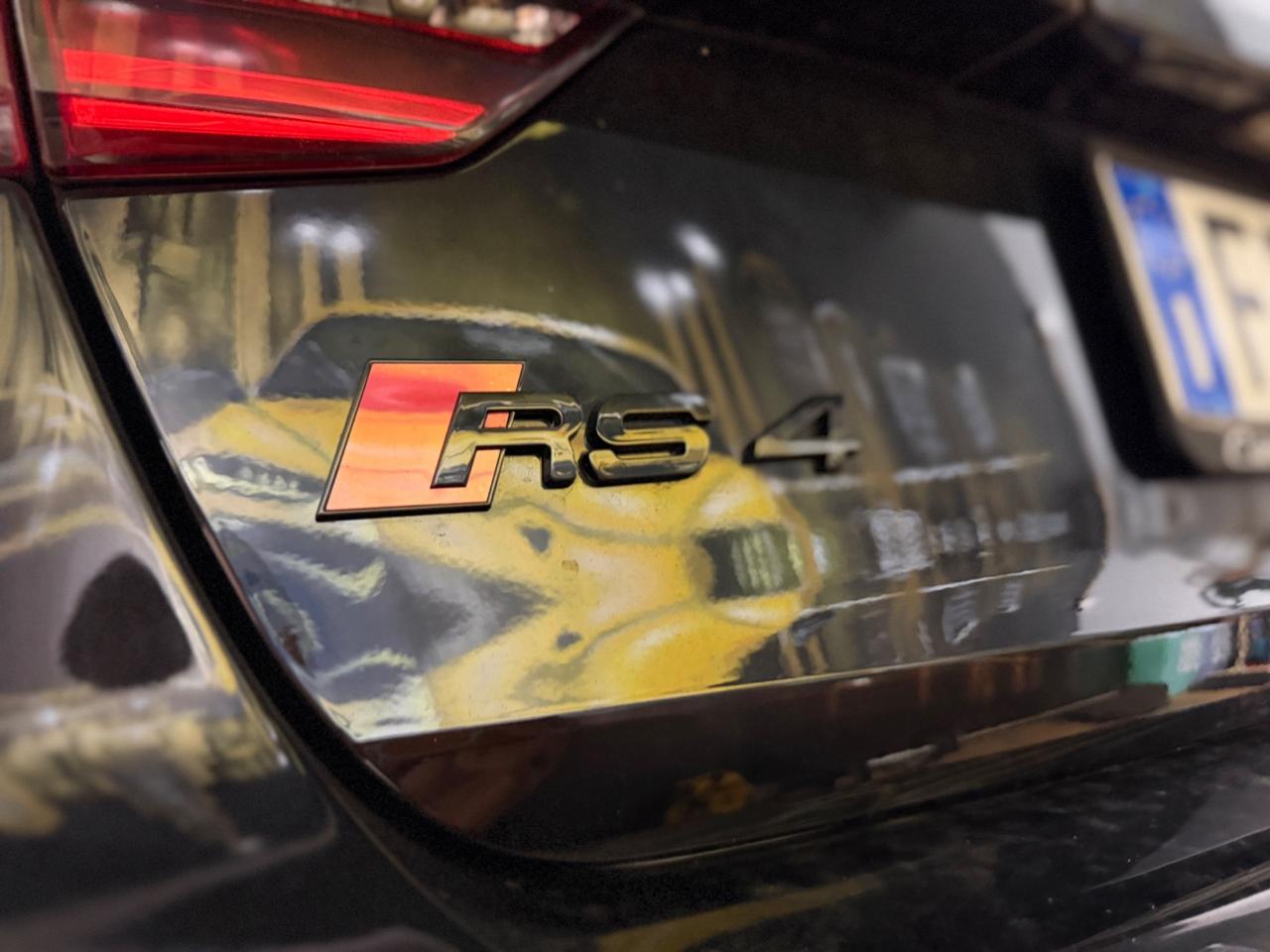 Audi A4 RS 4 Avant 2.9 TFSI quattro tiptronic