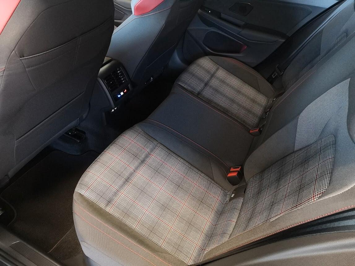 Volkswagen Golf GTI 2.0 TSI DSG MATRIX ACC DCC