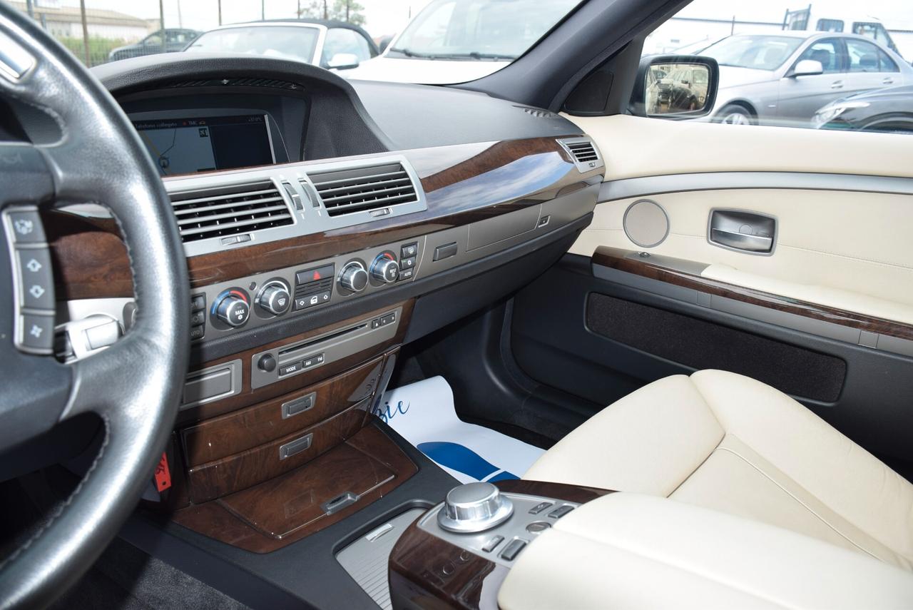 Bmw 730 730d 231CV AUT. FULL NAVI PELLE CRUISE SENSORI