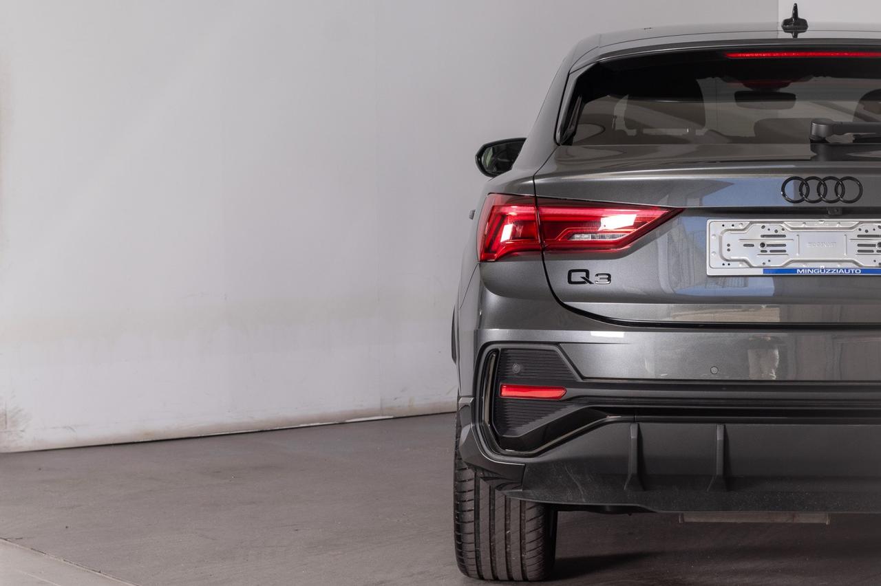 Audi Q3 Sportback 35 Tdi S Line Black Line S-tronic 150cv