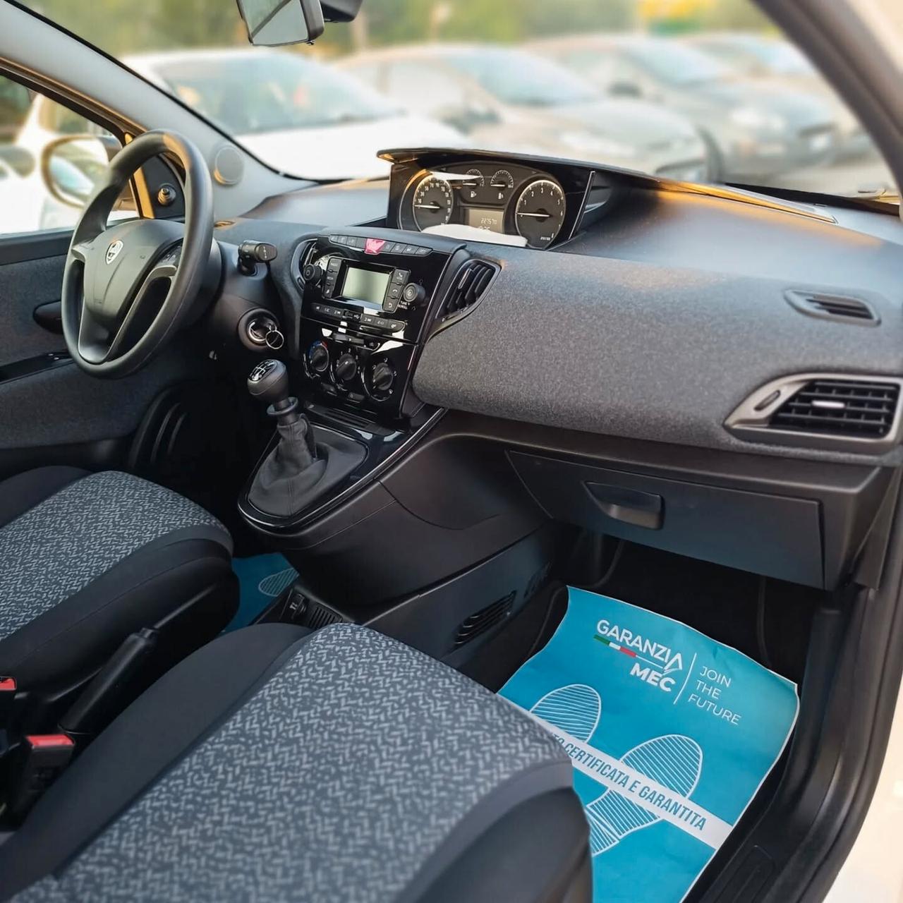 Lancia Ypsilon 1.0 SOLI 23.000KM