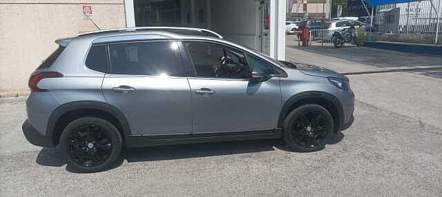 Peugeot 2008 BlueHDi 100 S&S Allure