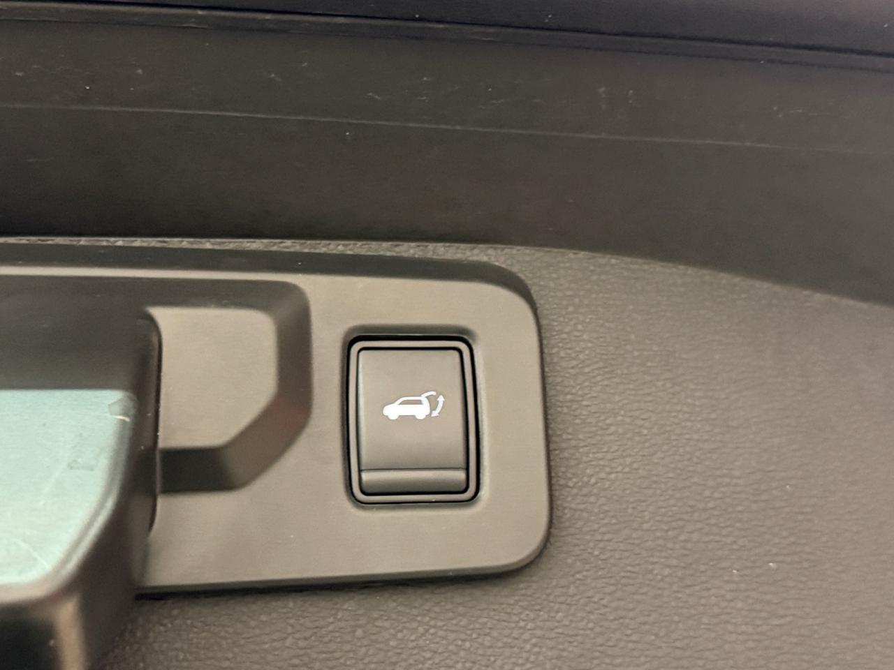 RENAULT Austral 2023 - Austral 1.2 E-Tech full hybrid Techno Esprit