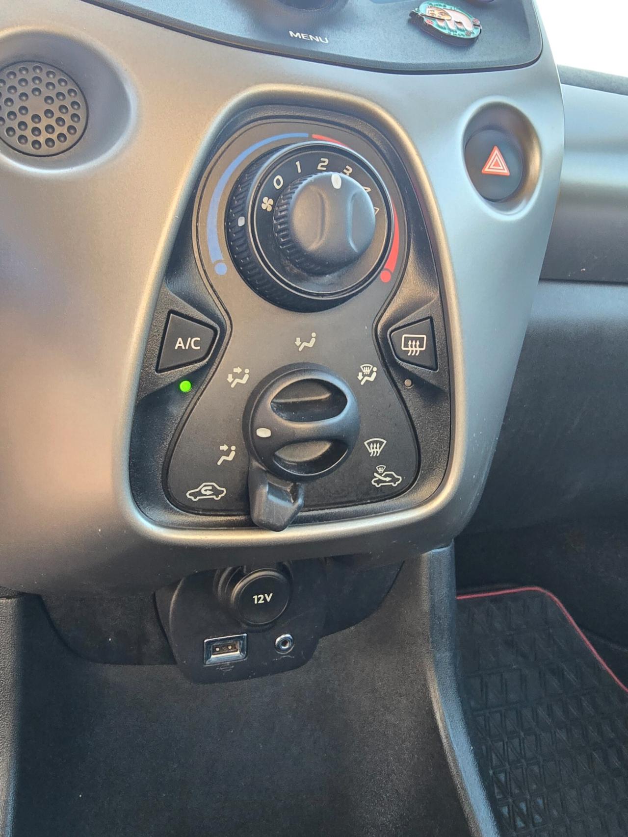 Peugeot 108 VTi 68 5 porte Active TOP!