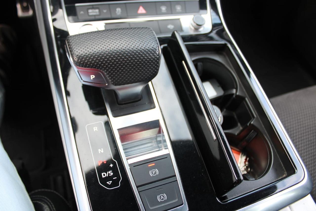 Audi Q8 50 TDI 286 CV quattro tiptronic Sport