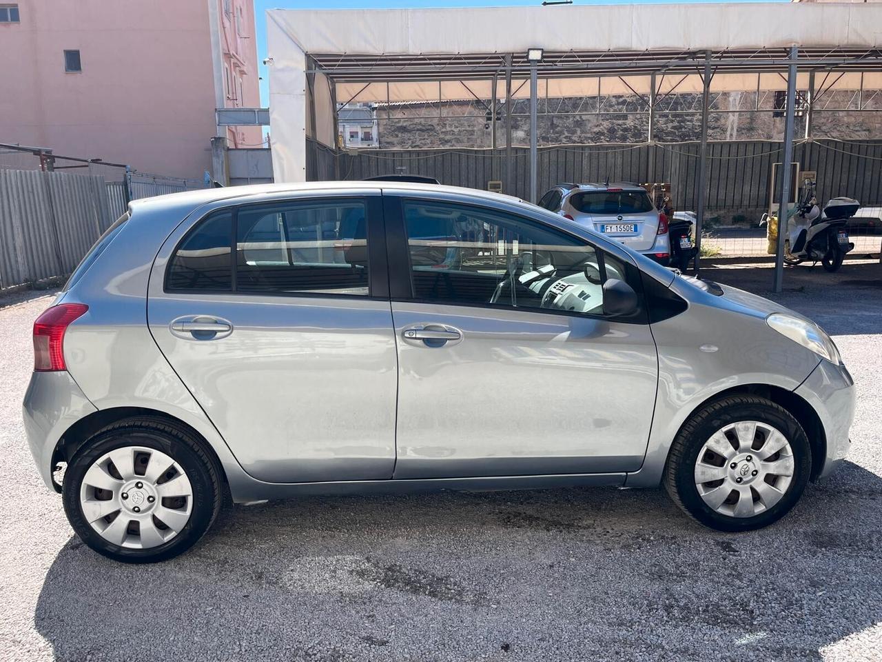 Toyota Yaris 1.0 12 MESI DI GARANZIA PARI AL NUOVO