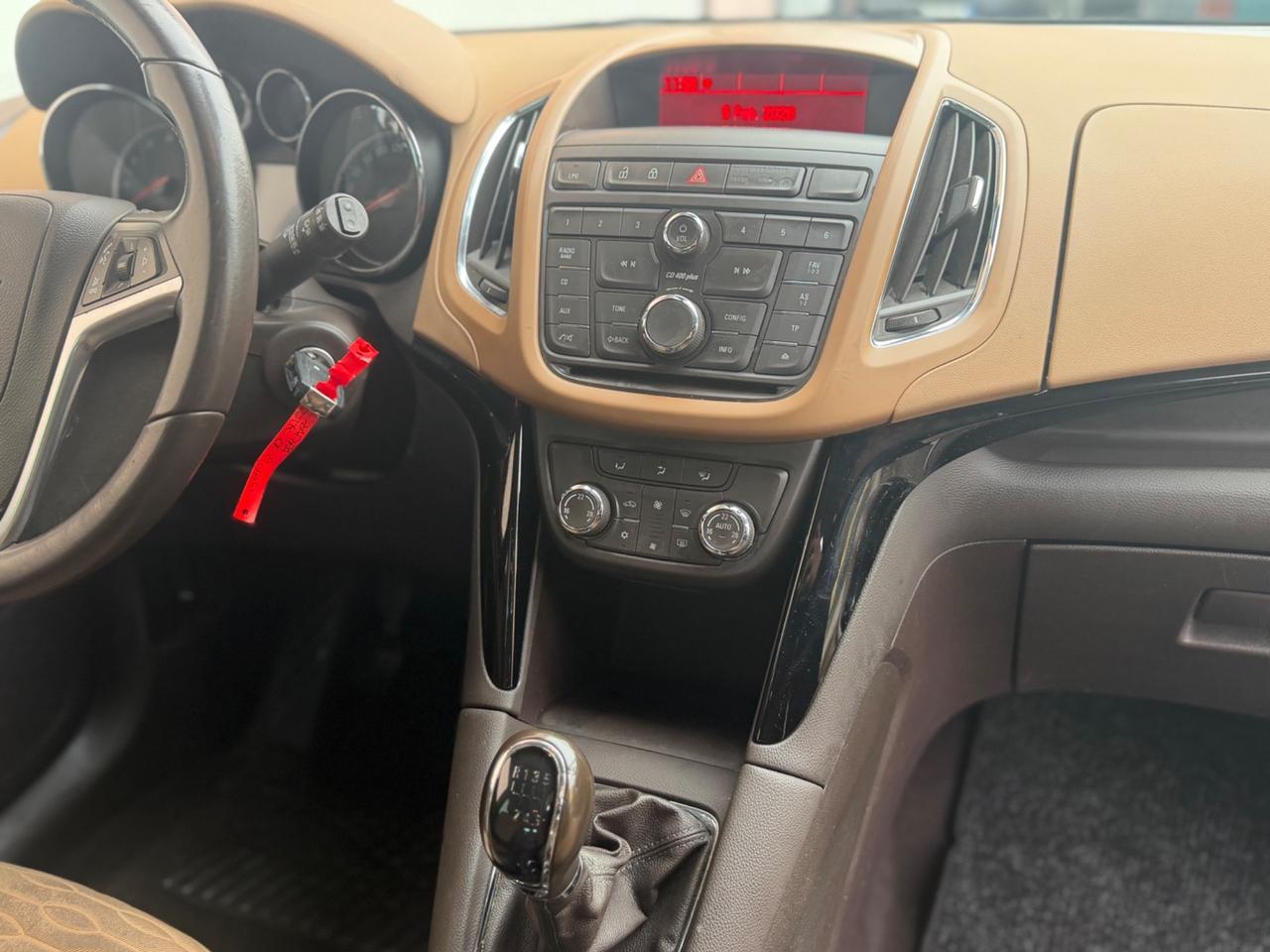 Opel Zafira Tourer 1.4 Turbo 140CV GPL 7 POSTI