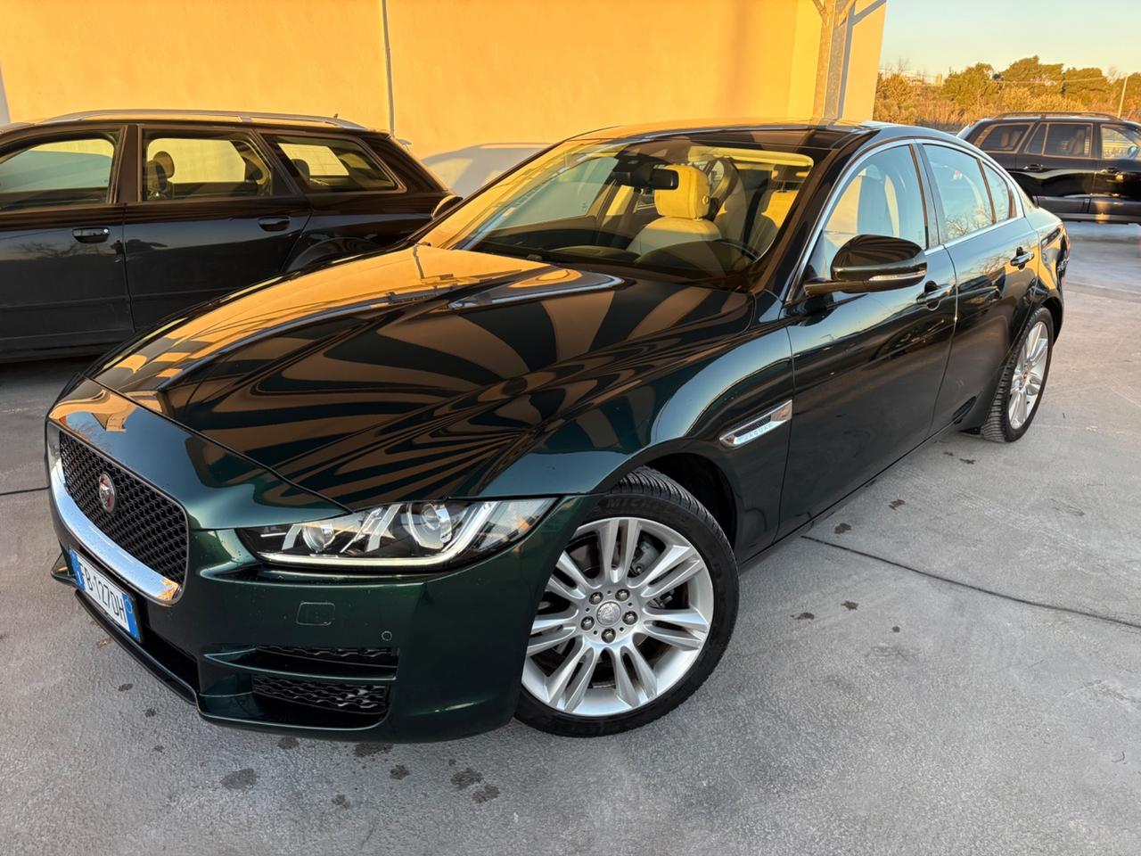 Jaguar XE 2.0 D Turbo aut. Portfolio