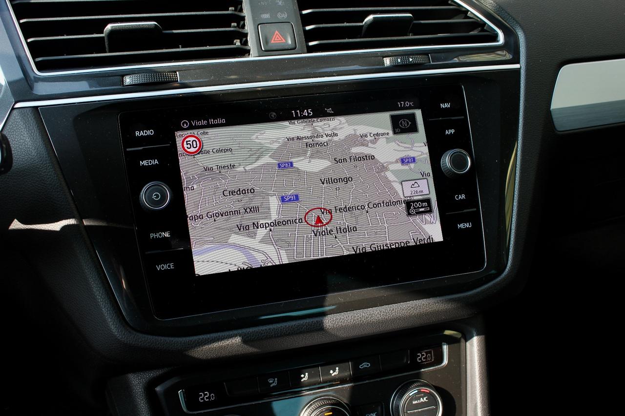 Volkswagen Tiguan 2.0 TDI SCR DSG Business VIRTUAL COCKPIT NAVY