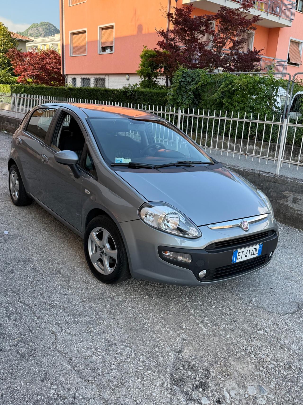 Fiat Punto 1.4 8V 5 porte Natural Power Street