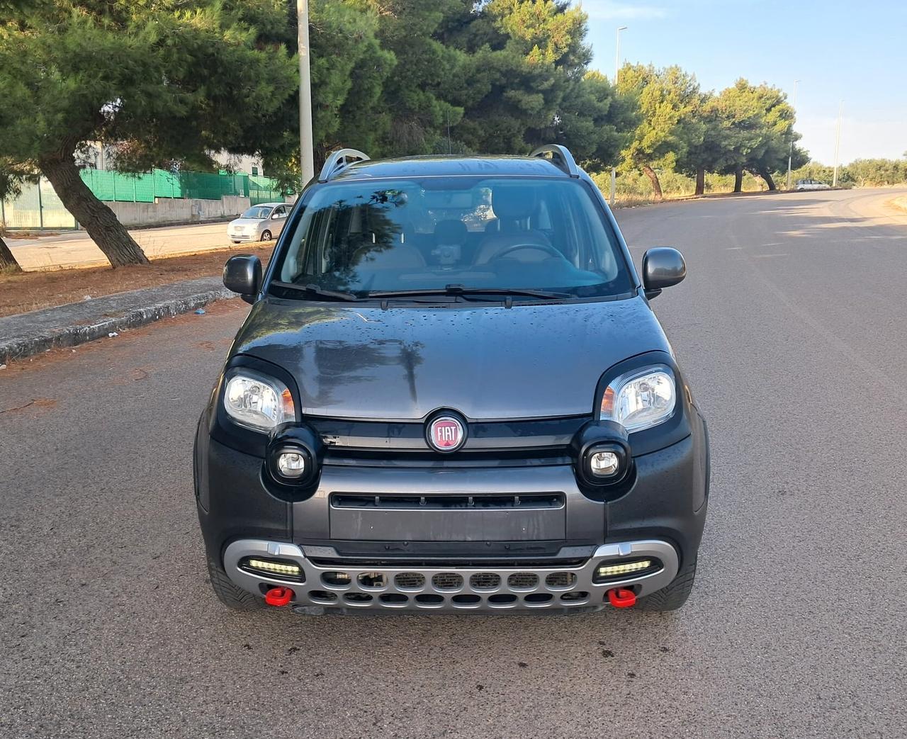 Fiat Panda 1.3 M-Jet Cross 4x4 con gancio traino
