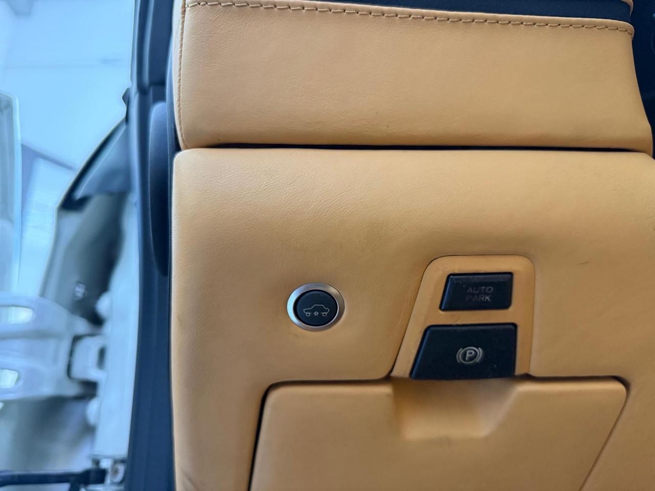 Ferrari FF DCT tailor Made