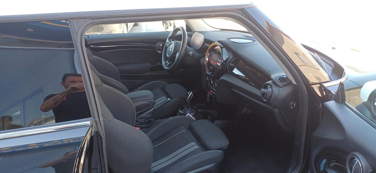 Mini 2.0 Cooper S Resolute