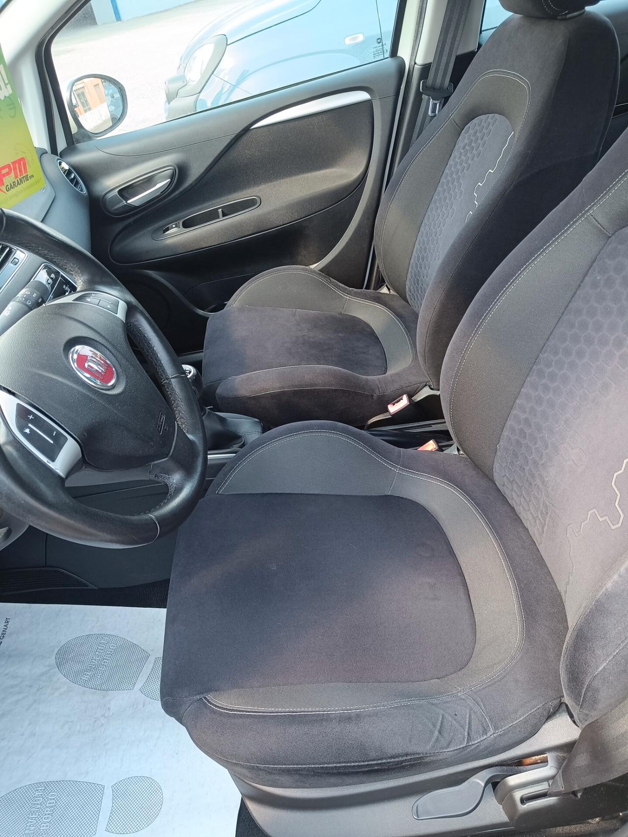 Fiat Punto 1.3 MJT II 75 CV 5 porte Street