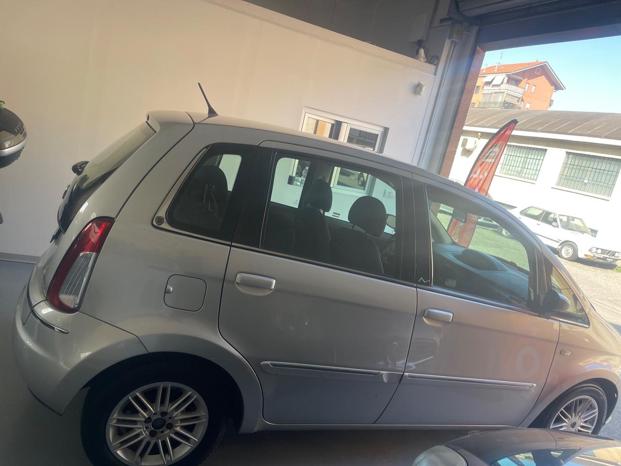 Lancia MUSA 1.6 Multijet Oro EURO 5