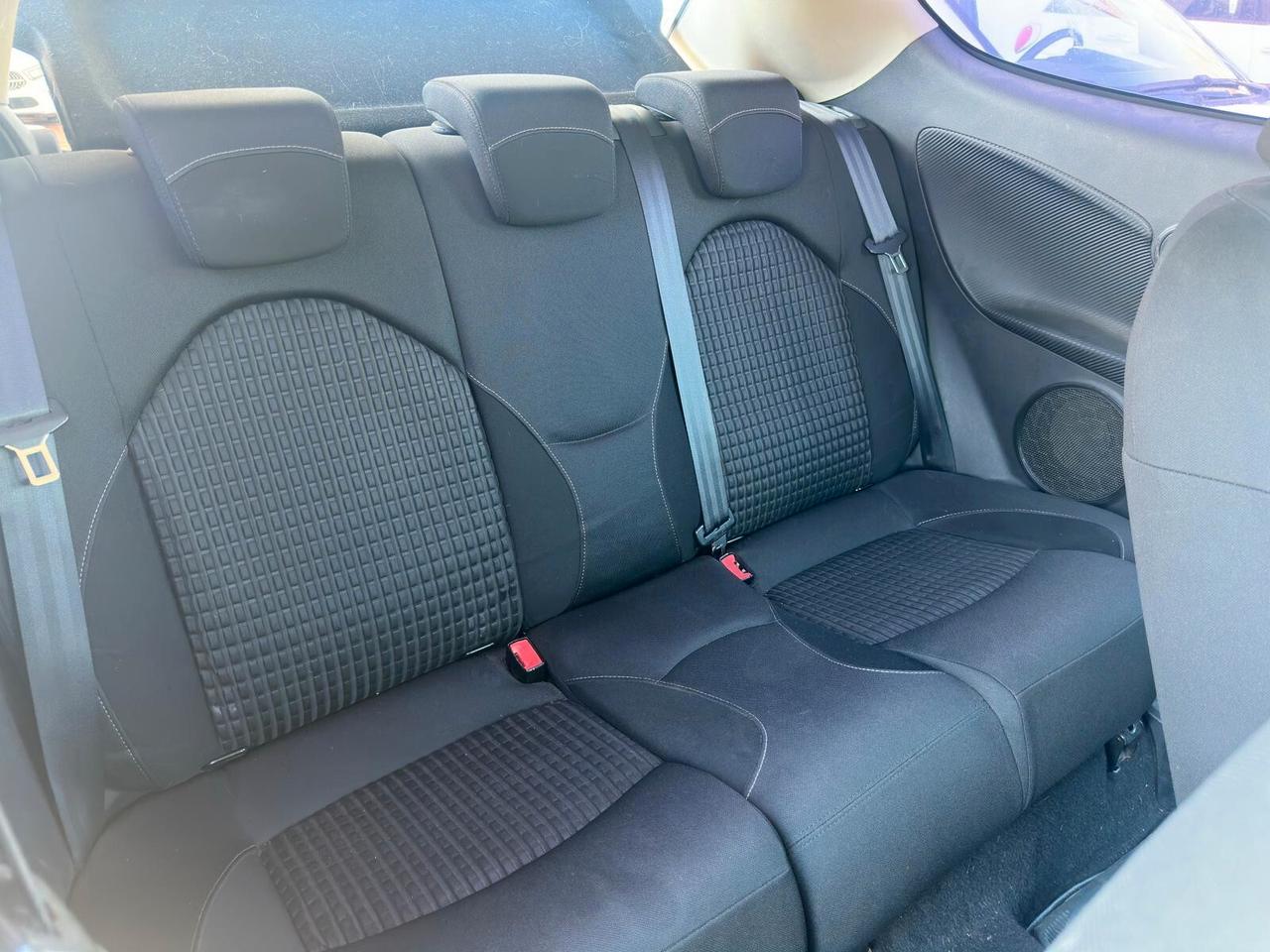 Alfa Romeo MiTo 1.3 JTDm-2 95 CV S&S Distinctive