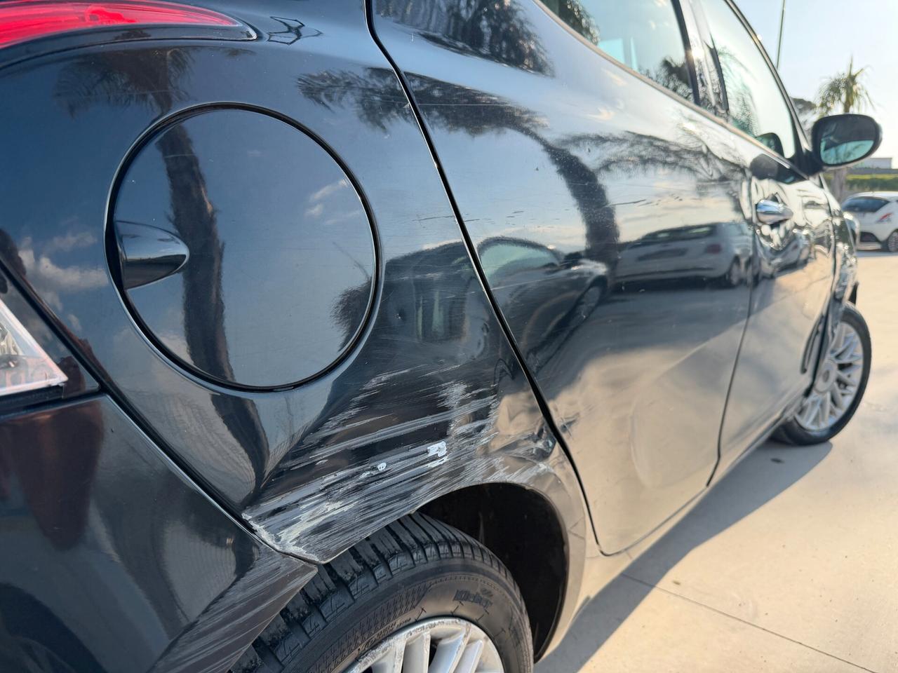 LANCIA YPSILON 2014 1.2 BENZINA 69 CV *DISTR FATTA