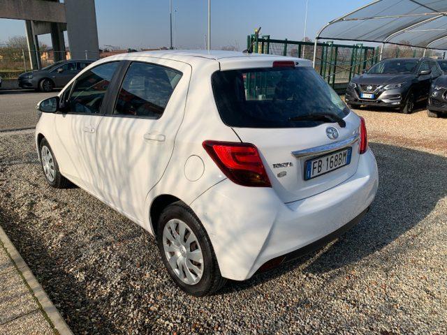 TOYOTA Yaris 1.0 5 porte Lounge