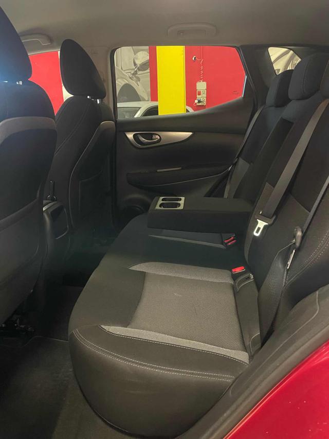 NISSAN Qashqai 1.6 dCi X-Tronic 2WD*AUTOMATICA/NAVI/TELC/PDC*