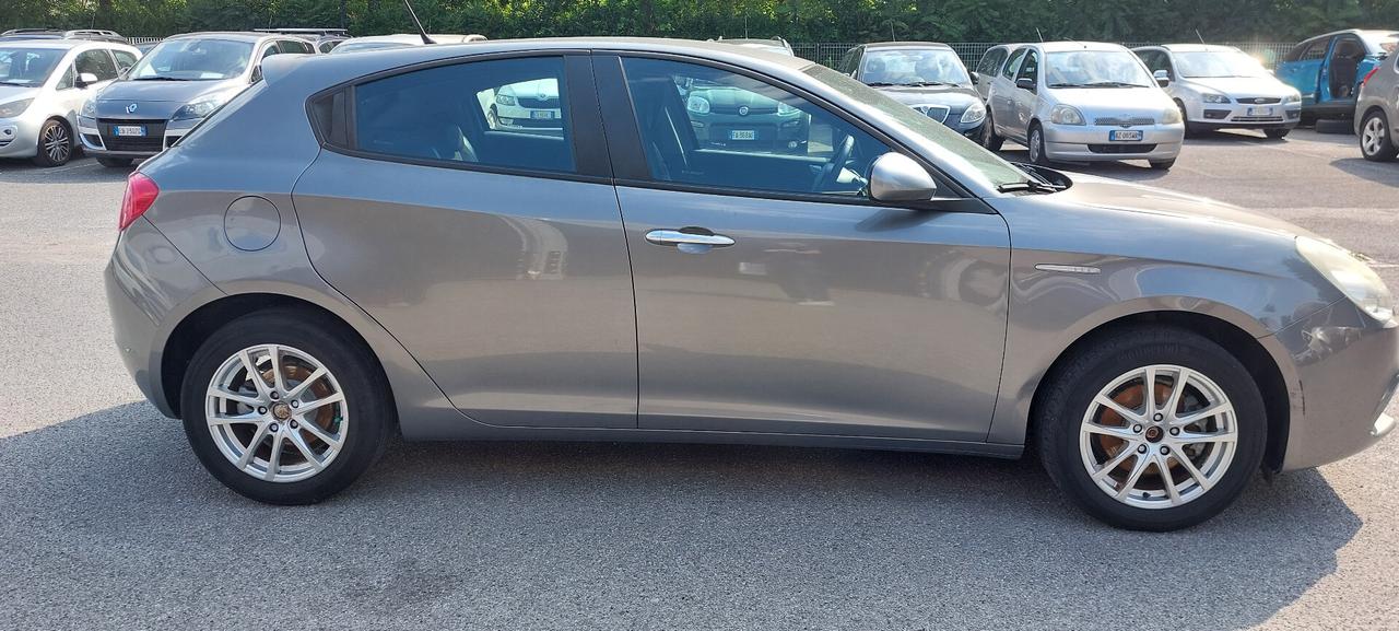 Alfa Romeo Giulietta 1.4 Turbo 105 CV Progression