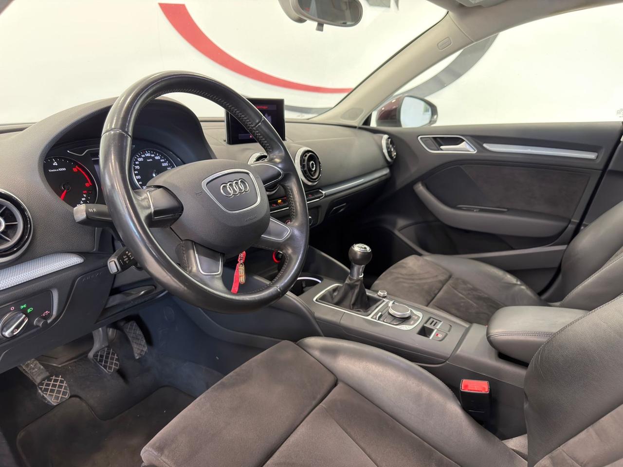 Audi A3 2.0 TDI Ambition 5p - 55.000KM