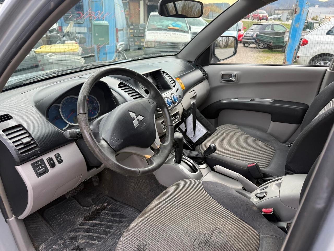 Mitsubishi L200 2.5 DI-D/136CV Club Cab Invite
