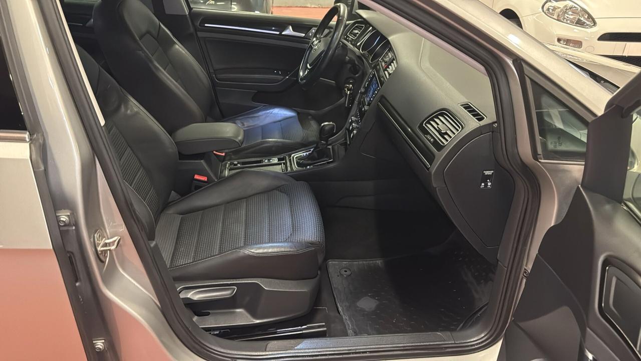 Volkswagen Golf Variant 1.4 TGI DSG Highline BlueMotion