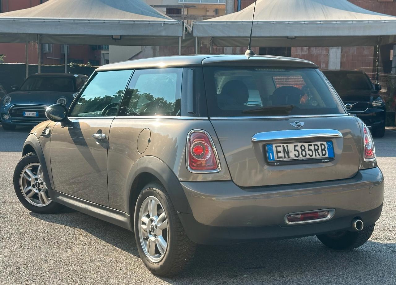 Mini 1.6 16V Cooper D