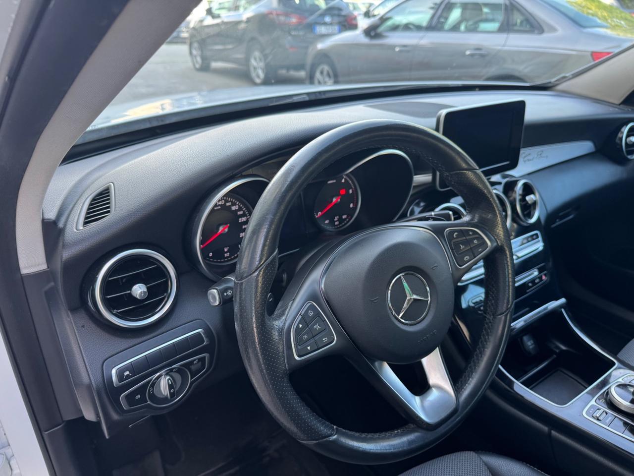 Mercedes-benz C 200 d Auto Premium