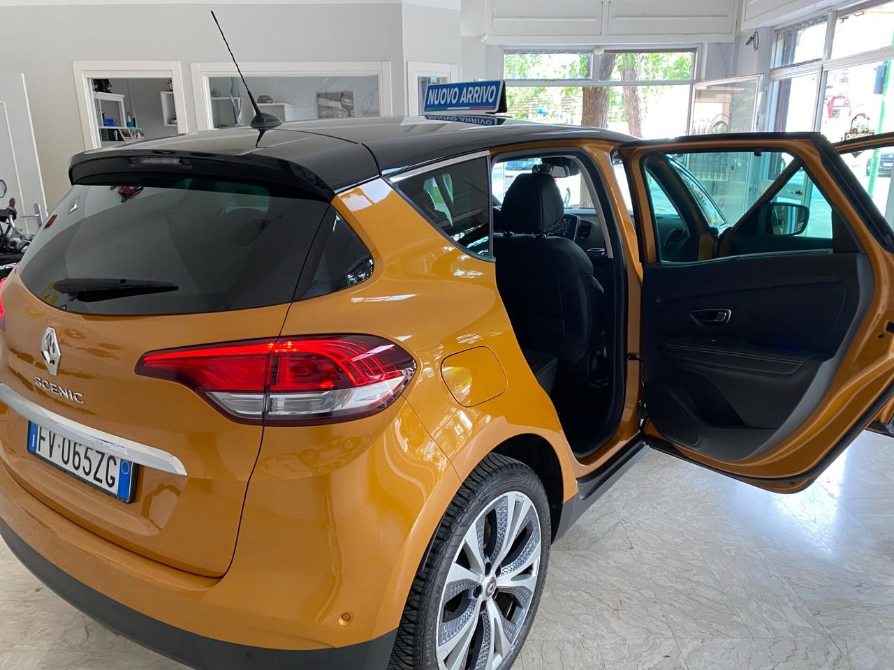 Renault Scenic Scénic Blue dCi 120 CV EDC Intens