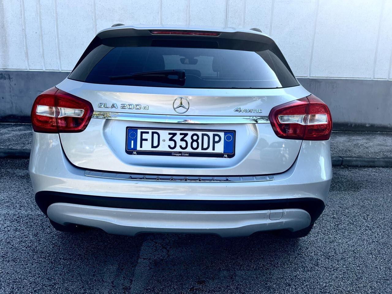 GLA 200 (136cv) MOTORE MERCEDES 4MATIC*AUTOMATICO