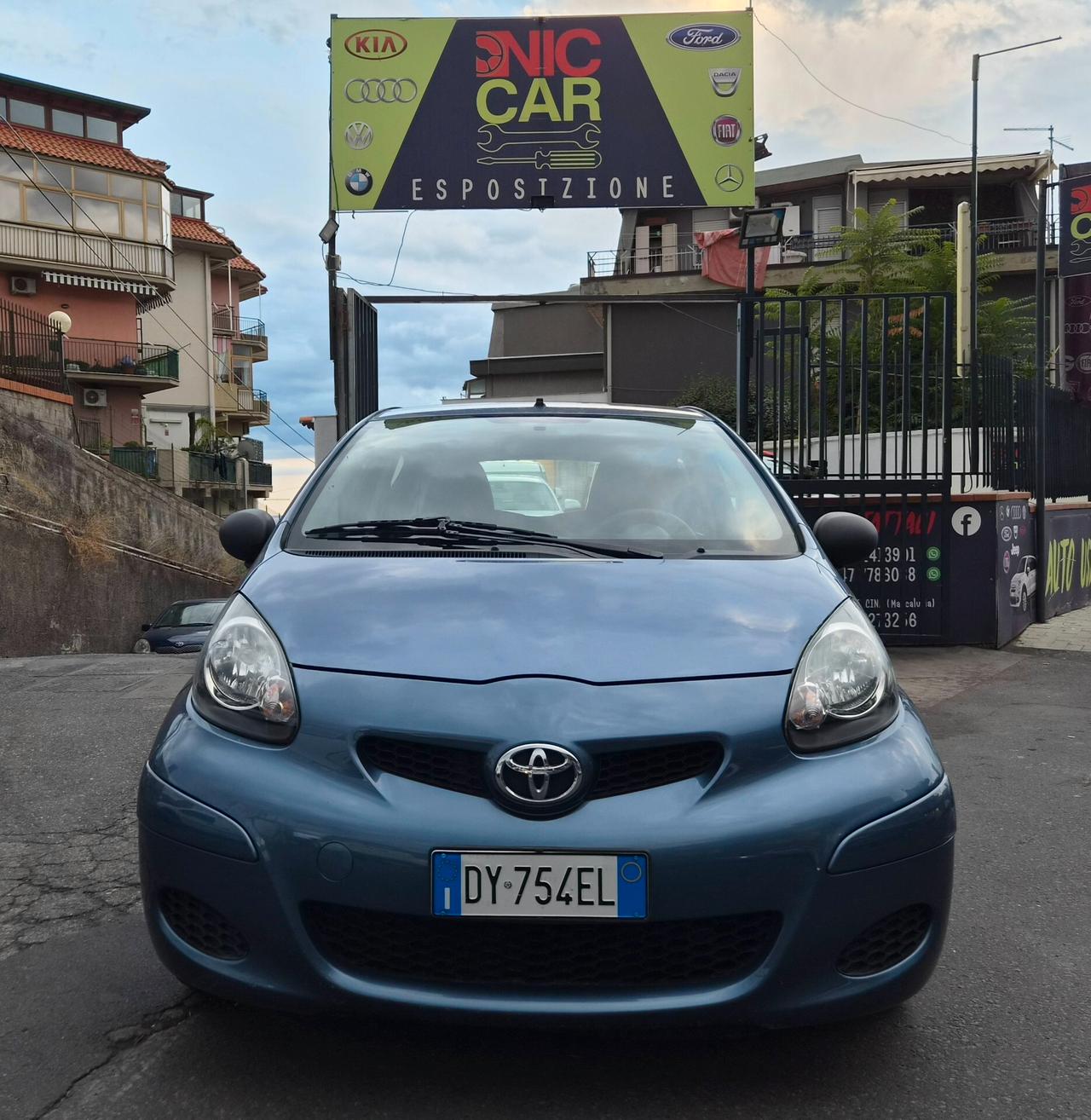 Toyota Aygo 1.0 12V VVT-i 5 porte Sol