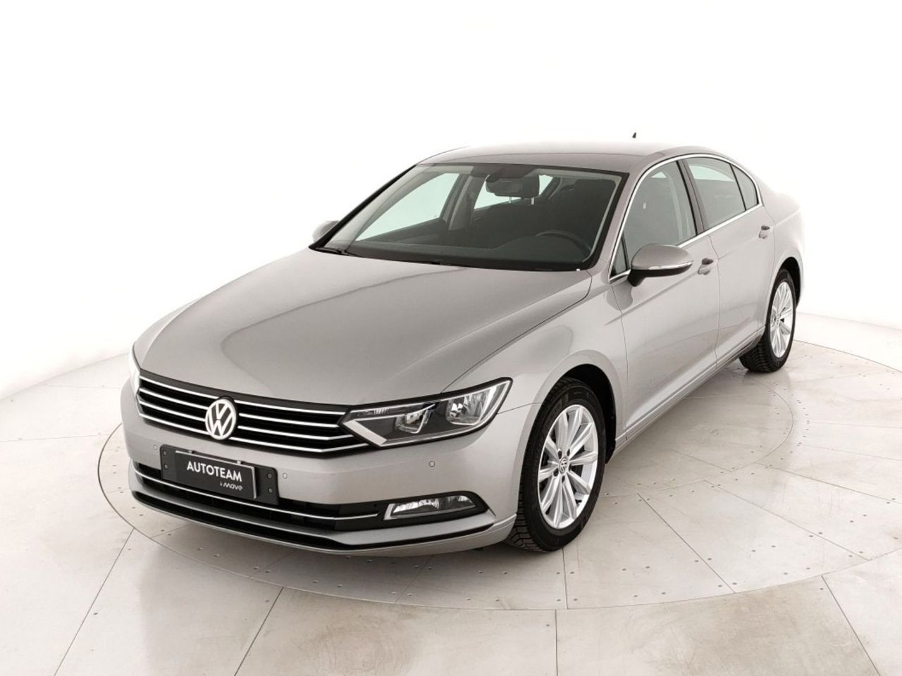 VOLKSWAGEN Passat VIII 2015 Berlina Passat 1.6 tdi Comfortline 120cv