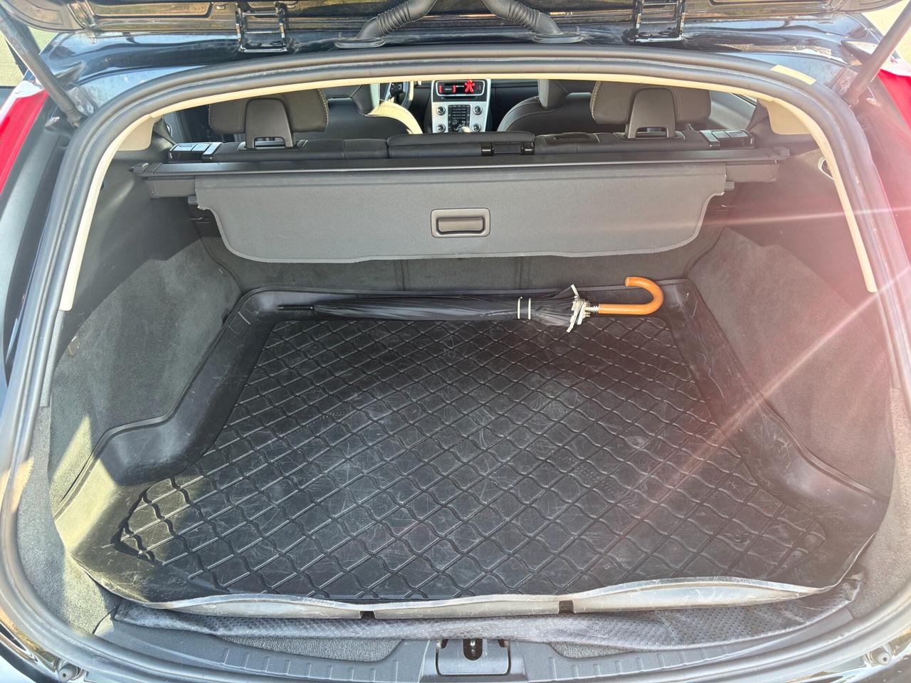 Volvo V60 D3 R-design