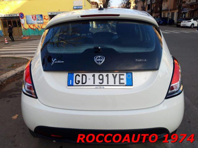 LANCIA Ypsilon 1.0 Hybrid Silver 5 POSTI