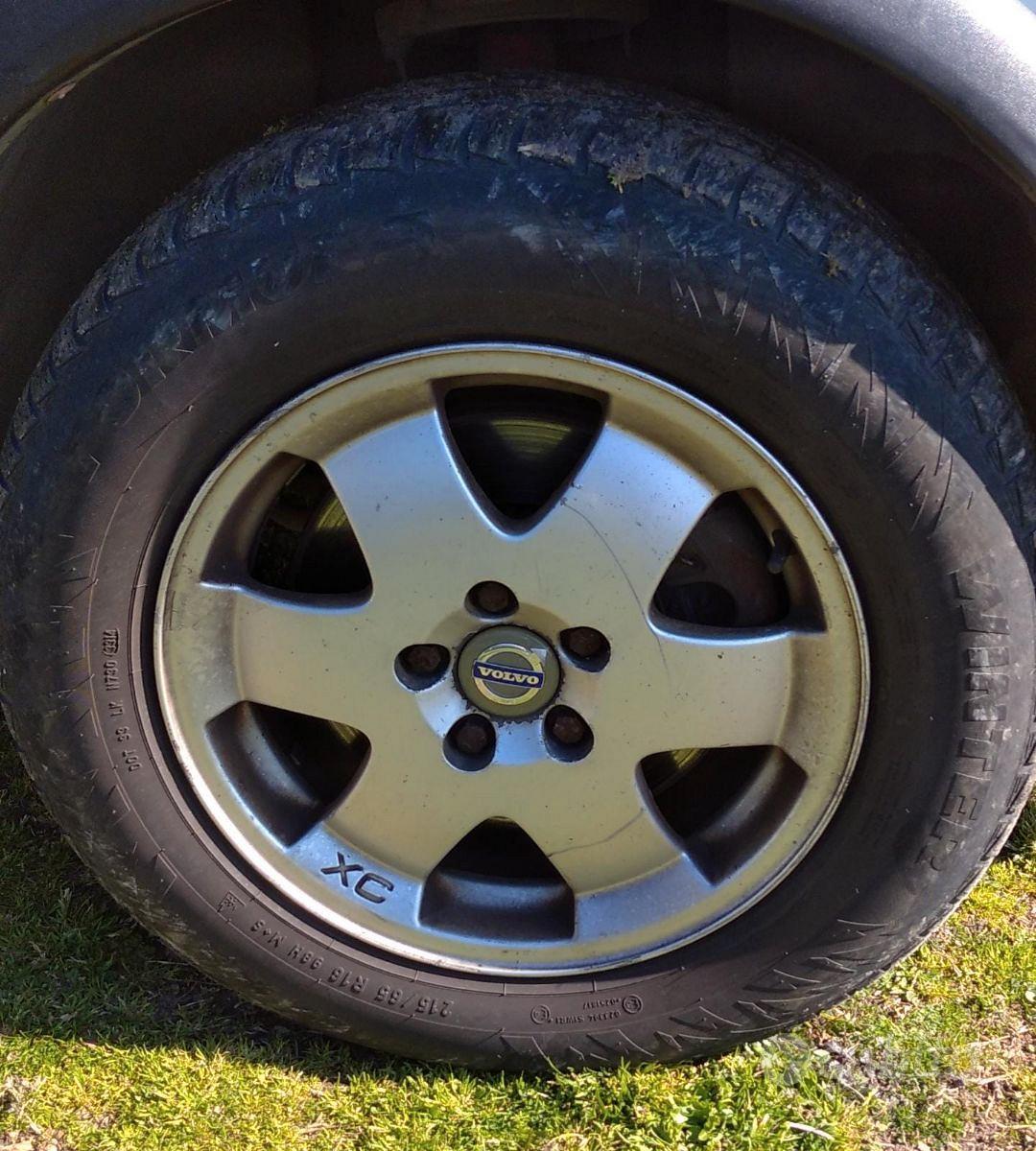 VOLVO V70 XC70 CROSS COUNTRY 4X4