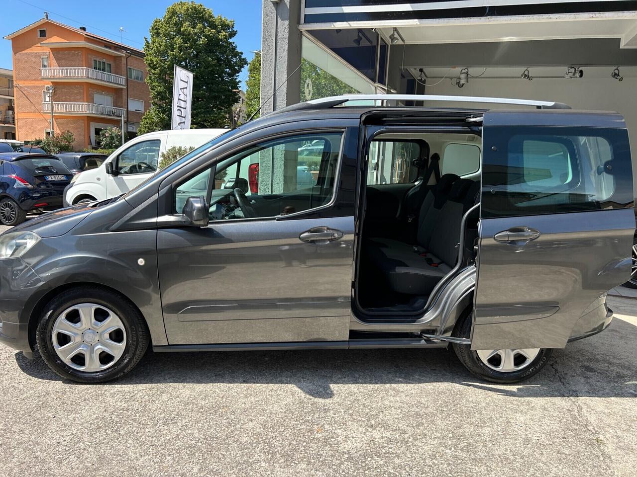 Ford Tourneo Courier 1.5 TDCI “ 40.000 KM “