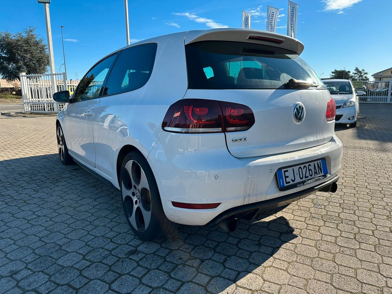 Volkswagen Golf GTI Golf 2.0 TSI 3p. GTI