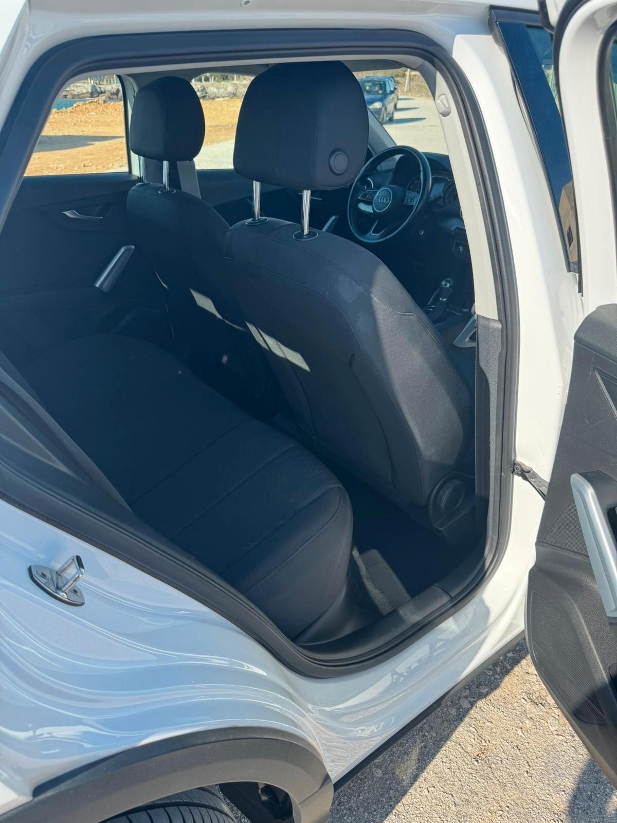 Audi Q2 30 TDI S tronic Business 2020